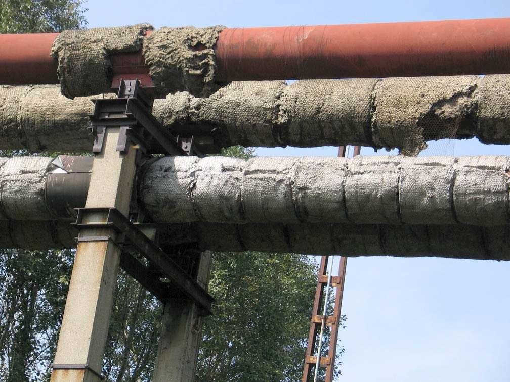 Ezt a szigetelést 30-40 éve készítették :  