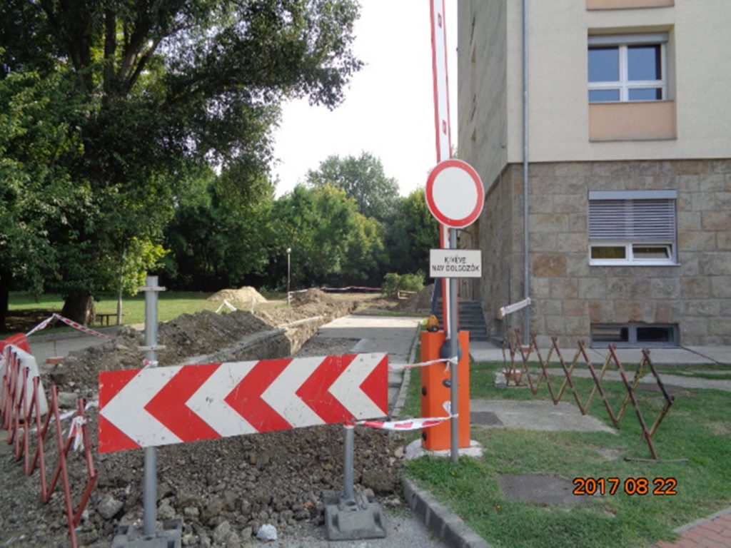 T-Ház :  
